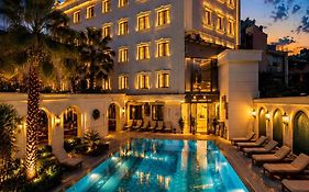 Sura Hagia Sophia Hotel